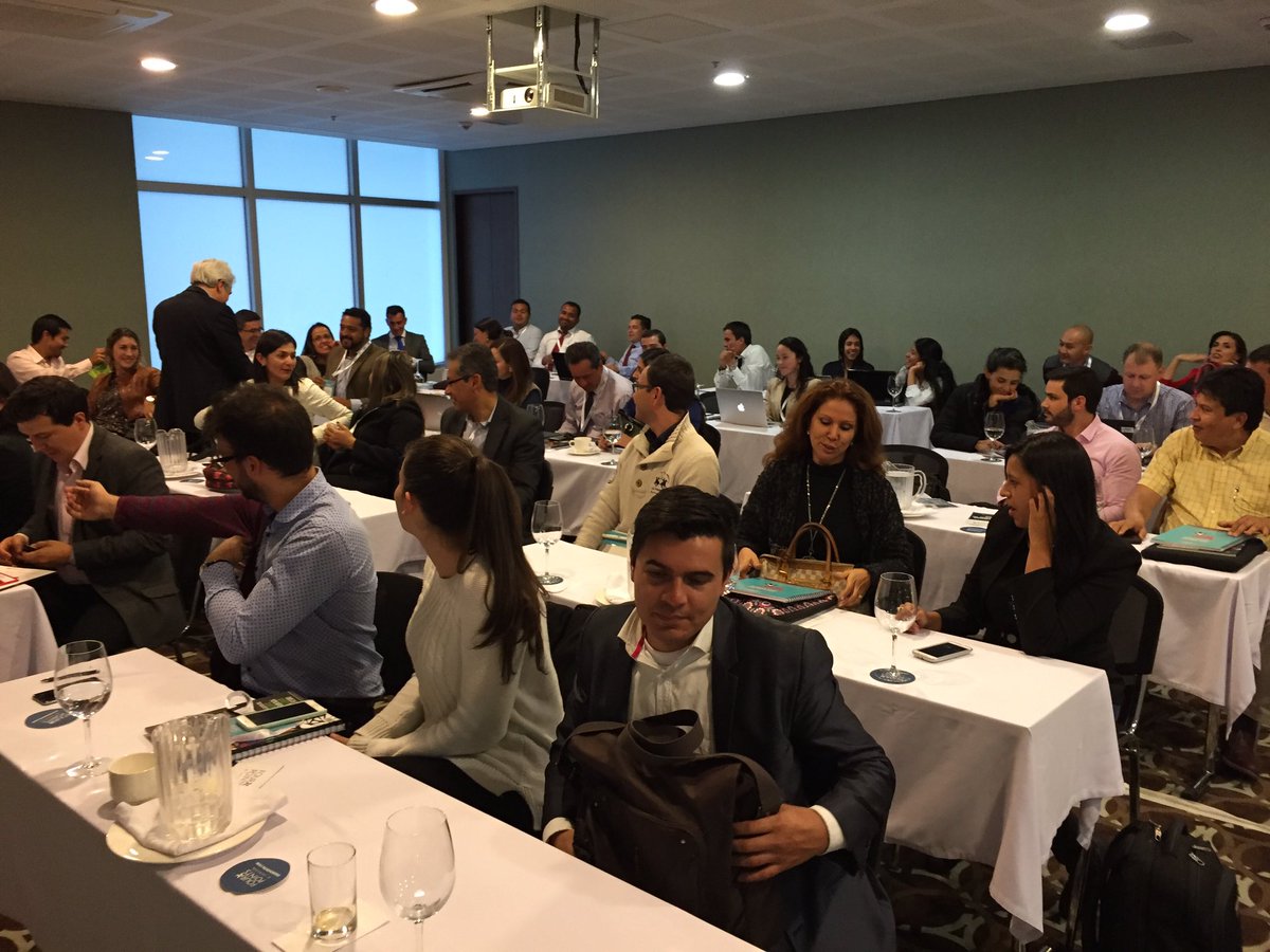 Consejeropymes's tweet photo. Gracias Bogotá! Gran día #EcommerceWorkshop de @AmericaEmpresarial. Empresarios contagiándose del #Ecommerce https://t.co/xPTKlBN9ze