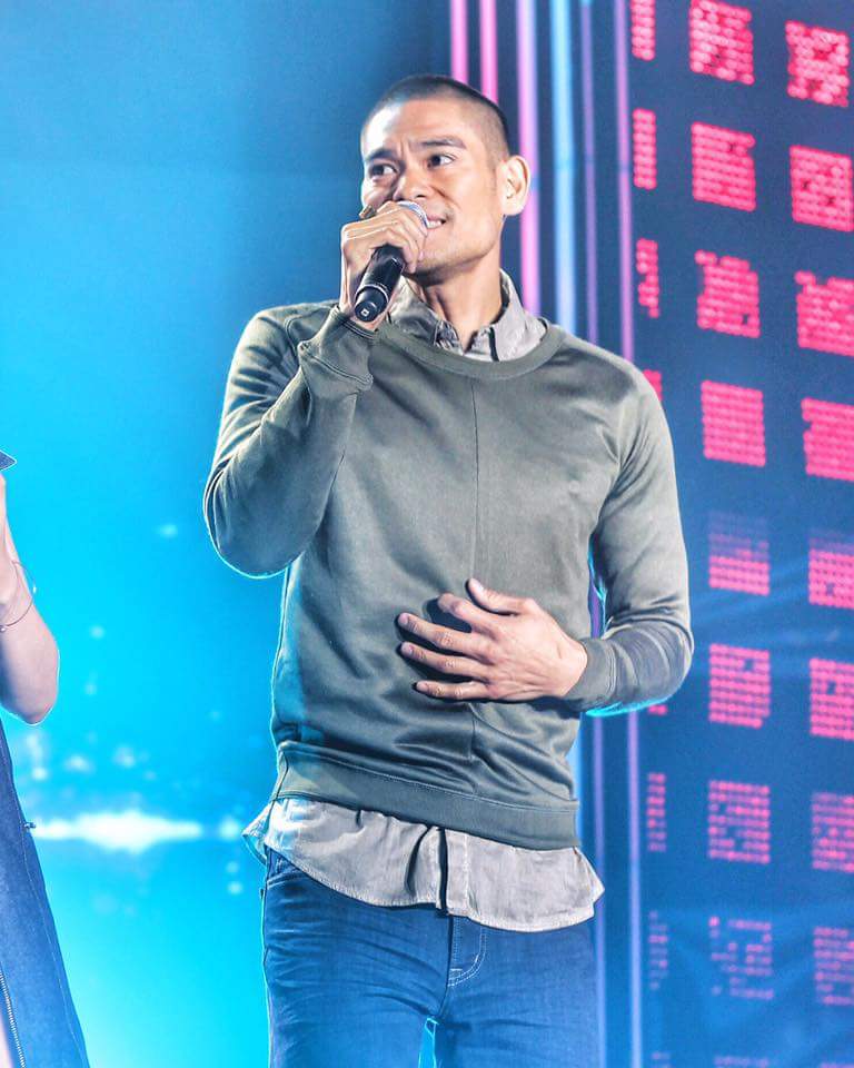 ASAPSoulSession's tweet photo. The King of RNB, @rnbjayr 

#ASAPSoulSessions https://t.co/z7mWwGrq0j