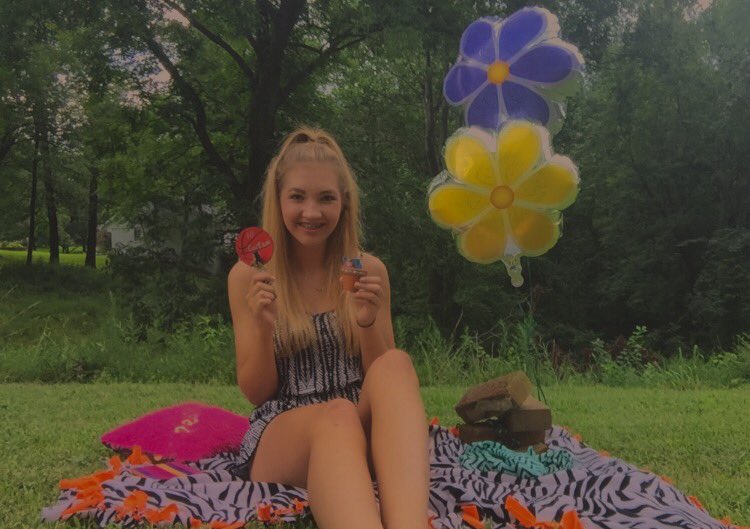 _ayeitseve's tweet photo. 7/27/15 〰🌈💛 #remembercortnee https://t.co/D2Jj1nf1Ns