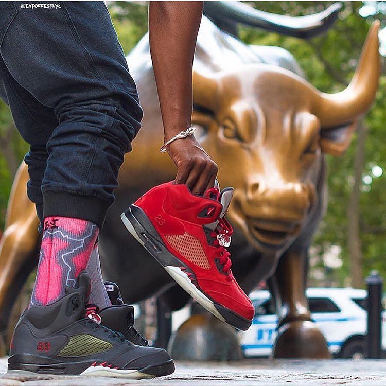 Kixify's tweet photo. Since we were talking about packs earlier, would you take these over the DMPs?
📸: @alexforrestnyc
#kixify #KixifyL… https://t.co/Fqb5T5NE3o