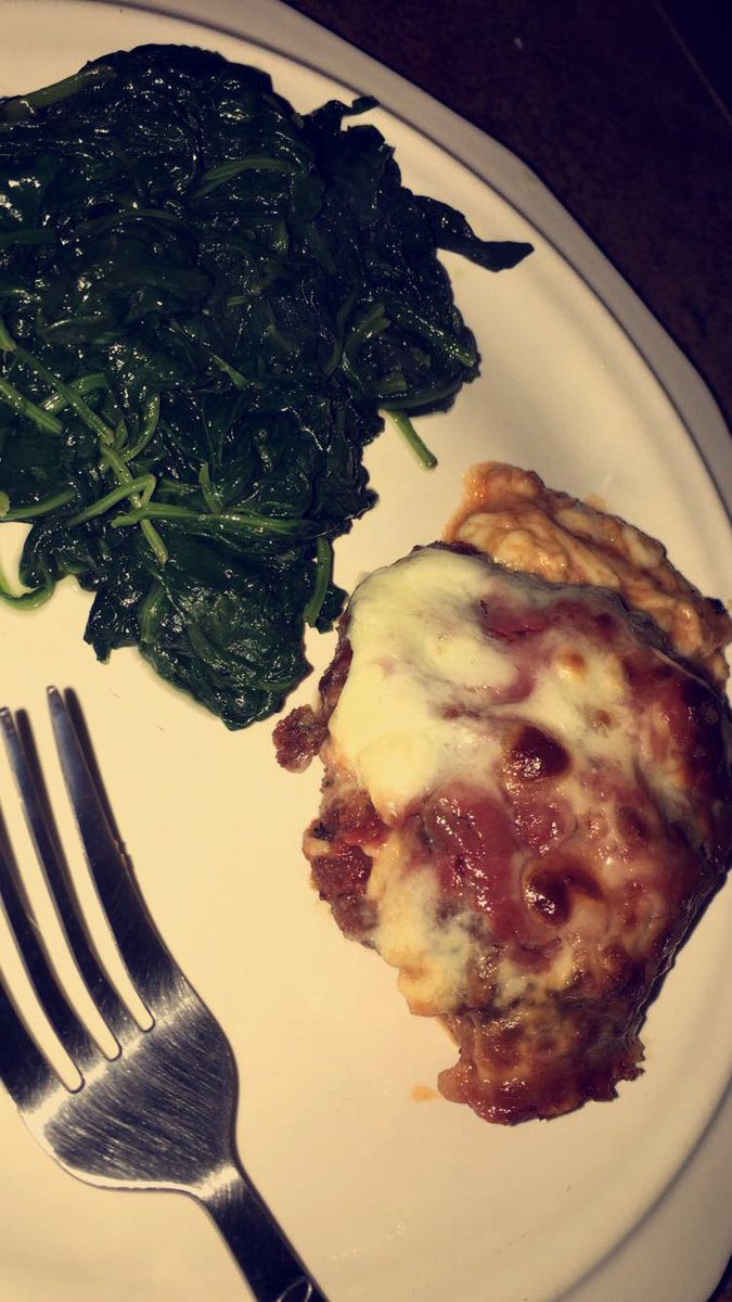 an_rich_'s tweet photo. tonight's dinner...๐๐ #ChefMandy for the win. https://t.co/IFMAHhp1zX