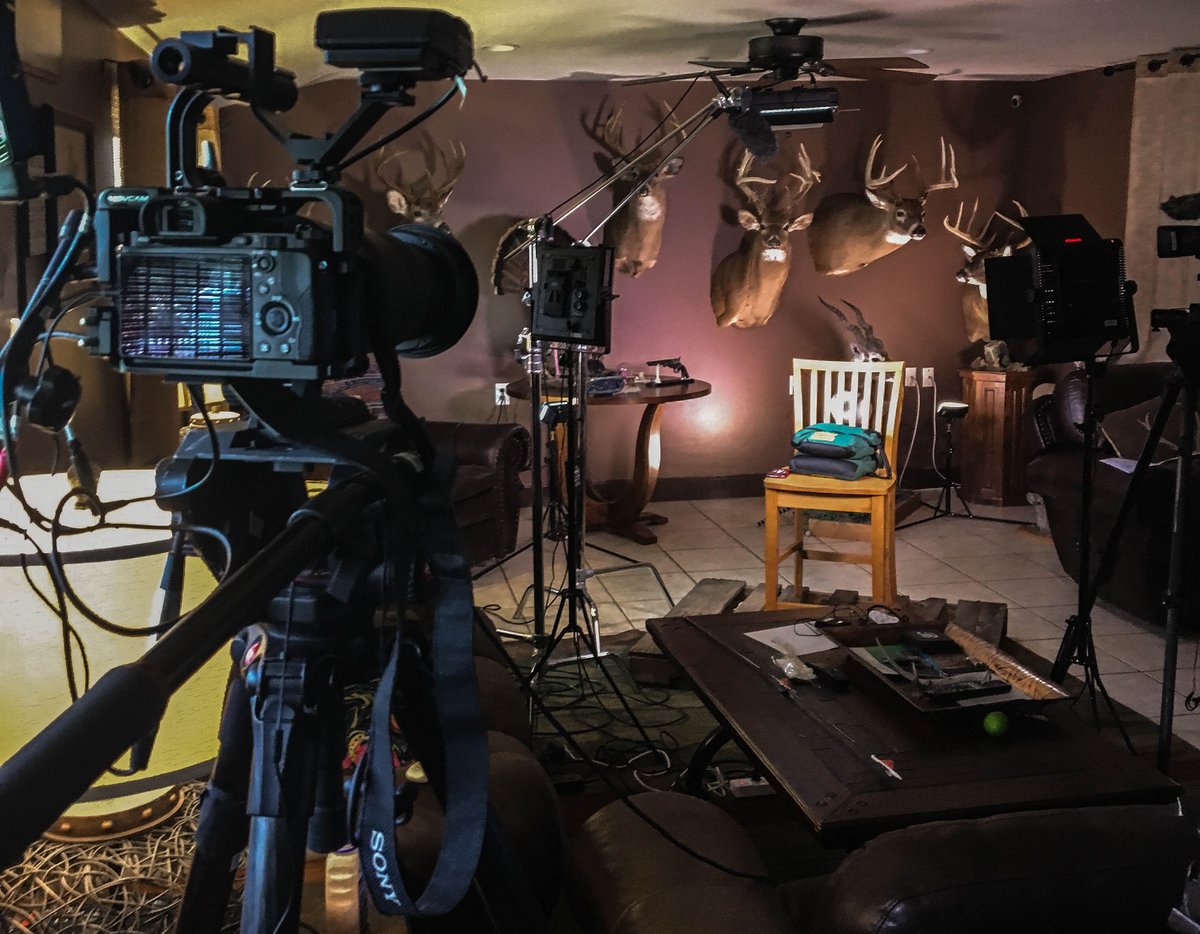 JBOProduction's tweet photo. Anything is a stage in this business! Behind the interview scene w/ the #JBOProductionCrew #BehindtheScene https://t.co/aVbWRLAs6j