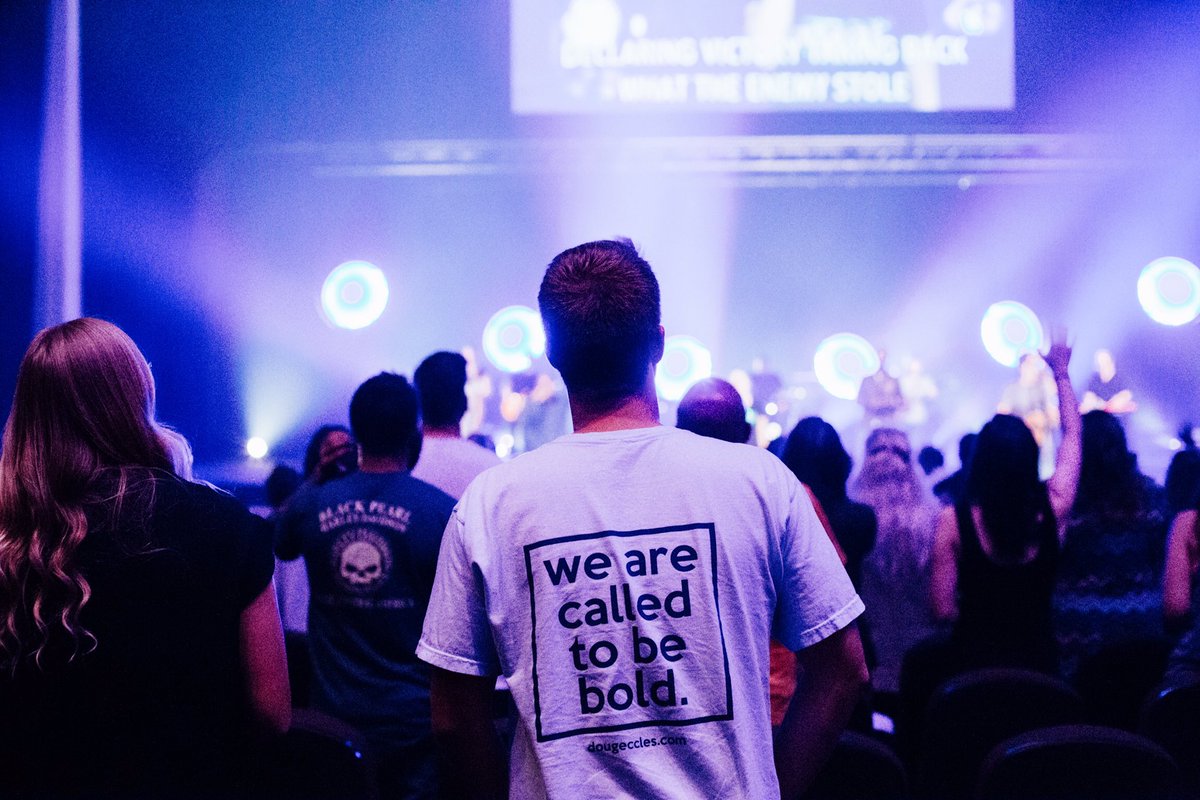 victorytulsa's tweet photo. When Cares go up,
Peace comes down. Peace positions you for the answers - @Markkresge 
#ComeTogether 
#midweek https://t.co/Sq5ugLyKdU
