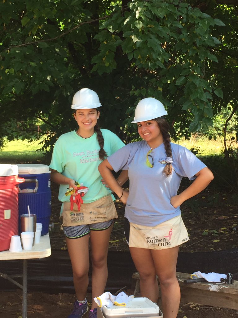 GF_interact's tweet image. Your interacters hard at work building a house on our service trip!