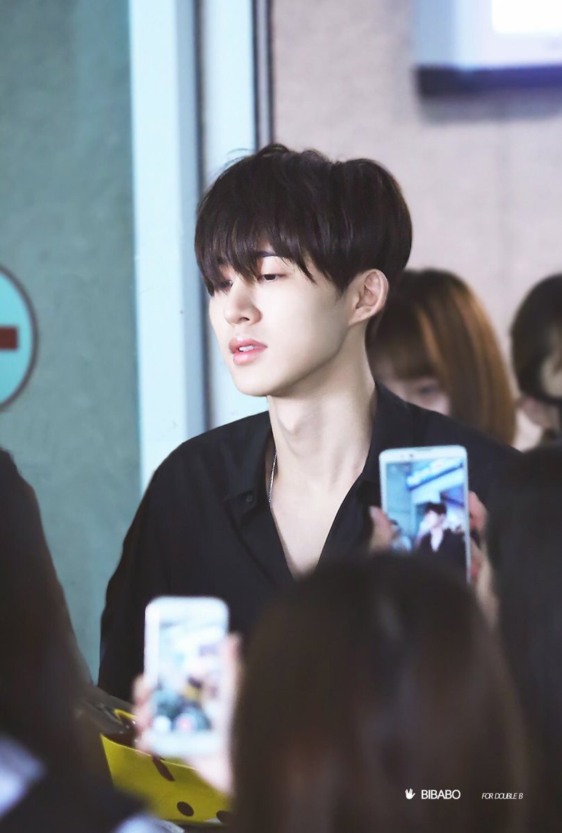 BIBABO_95X96's tweet photo. #아이콘  #김한빈 #비아이 160727 ICN HQ https://t.co/IBGbQzllzd