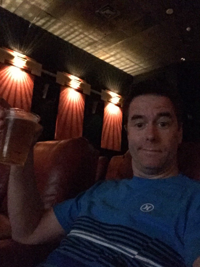 TheAllience_360's tweet photo. #StarTrekBeyond and #Milerlite two great taste that go great together. https://t.co/DgTuLQrVRJ