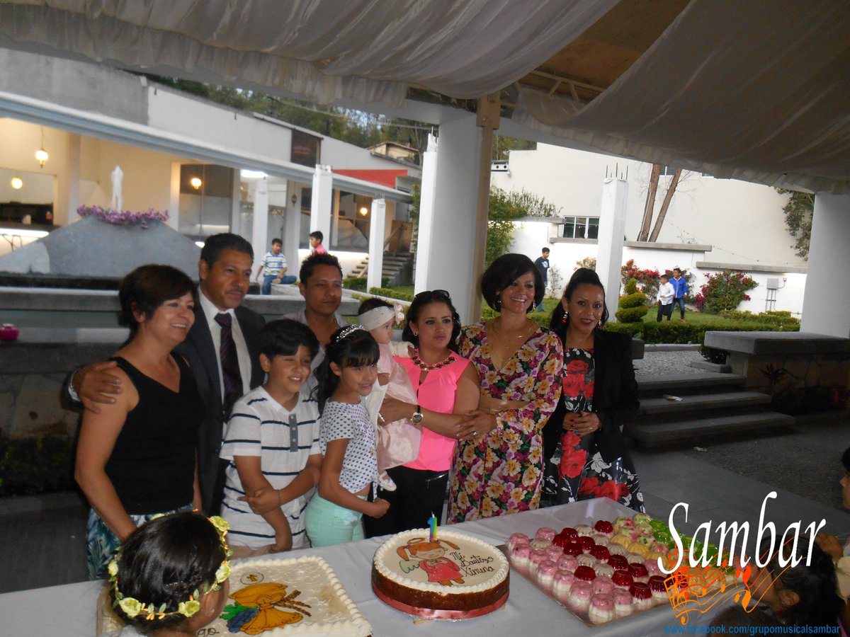 GRUPOSAMBAR's tweet photo. UNA FIESTA HERMOSA, CON UNA GENTE MARAVILLOSA!
MUCHAS FELICIDADES NATALIA, JIMENA y SANTIAGO https://t.co/NmgveIKQ4q https://t.co/lO2IYSaHGh