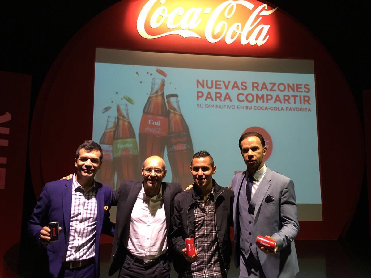 IsmaelPascual_'s tweet image. #ComparteCocaColaCon los mejores futbolistas de México, nos faltó @MoyMu23, @borgetti58 @LRZague