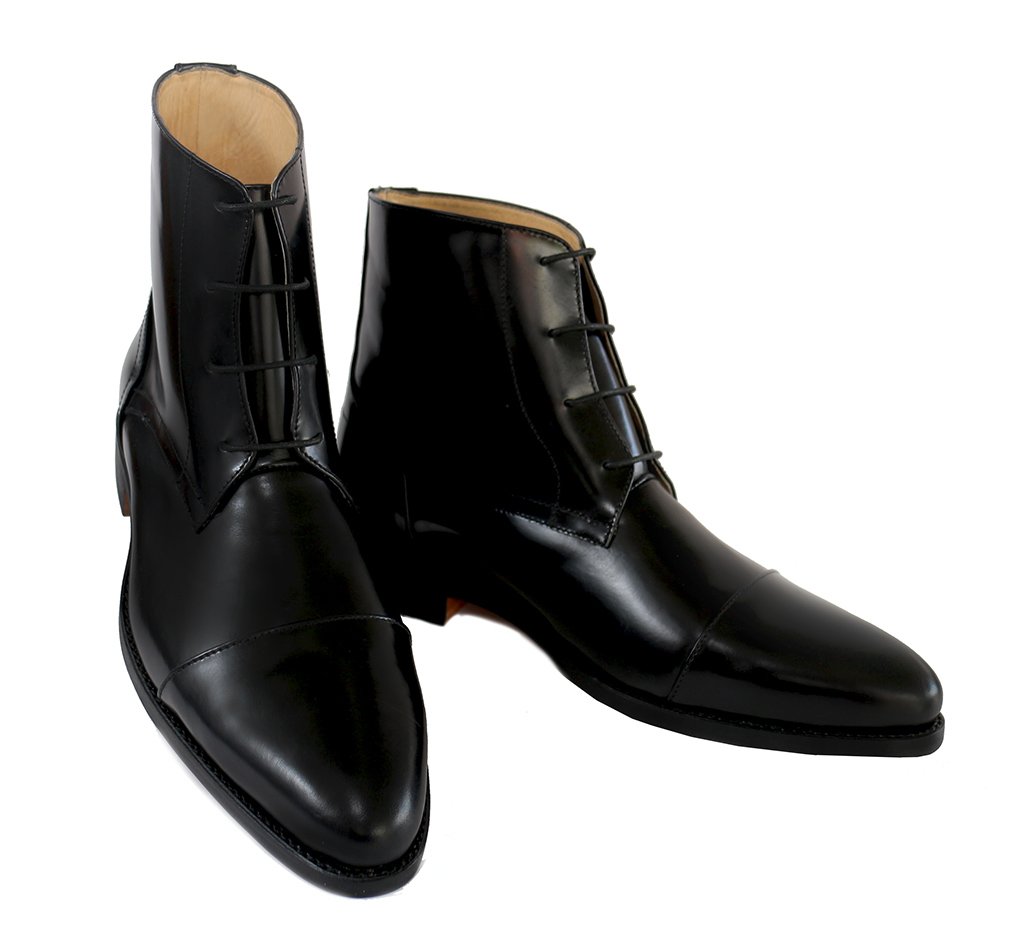 Customfit_Shoes's tweet photo. STYLE in bespoke shoes & boots @ TLS
https://t.co/AFKS5gE21V
#esquire #GQ #YSL01 https://t.co/5Ky3my79MW