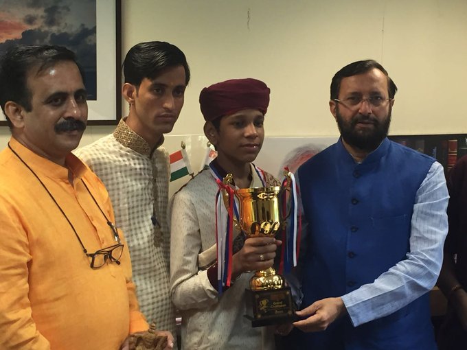 View image on Twitter