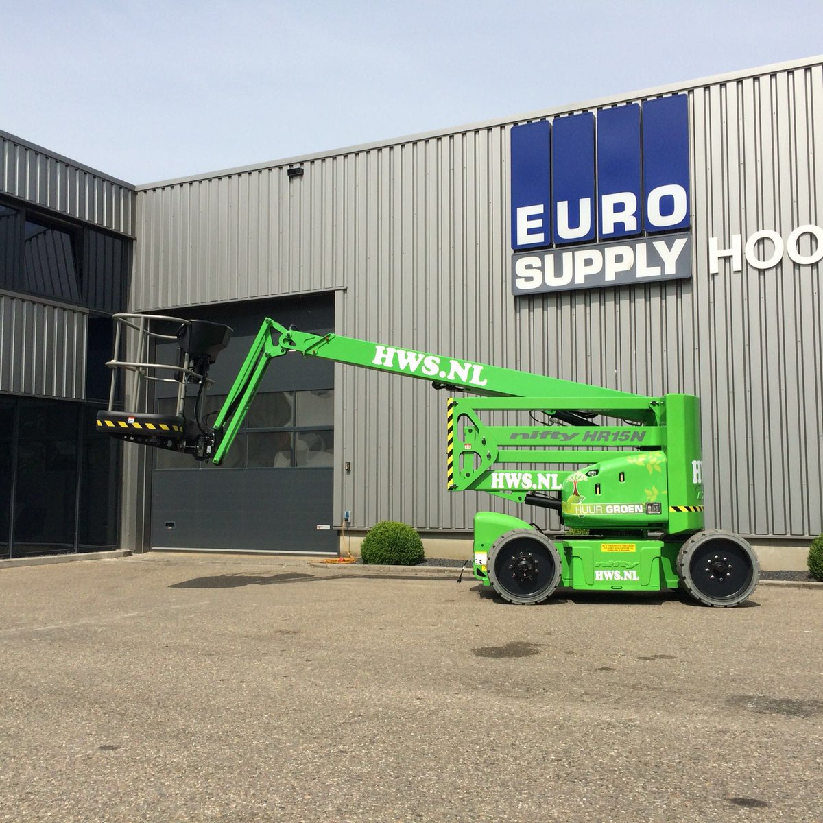 ServiceManagmnt's tweet photo. HWS Hoogwerker Verhuur investeert in ‘groene’ hoogwerkers
https://t.co/pGbXkrye0G
@HWSverhuur https://t.co/YkGenmJoFl