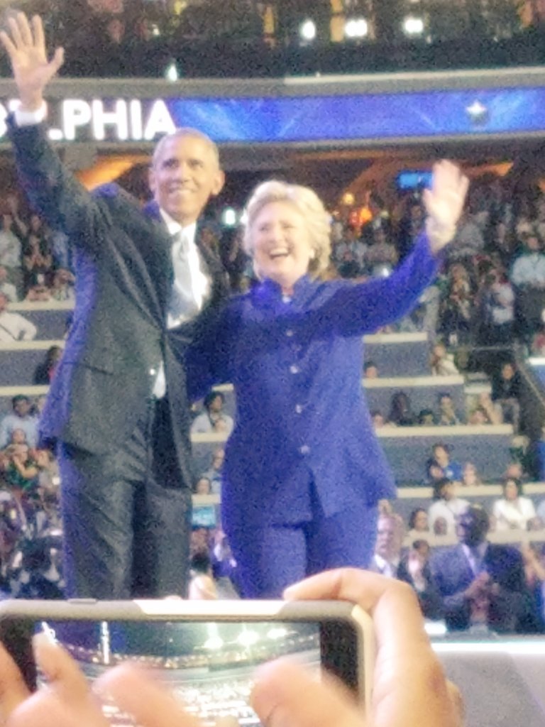 JoshuaAngPrice's tweet photo. Surprise appearance by @HillaryClinton w/ @POTUS at #DemConvention #ArkDemsinPhilly #DemsinPhilly #filamsforhillary https://t.co/wbBOVBe9G6