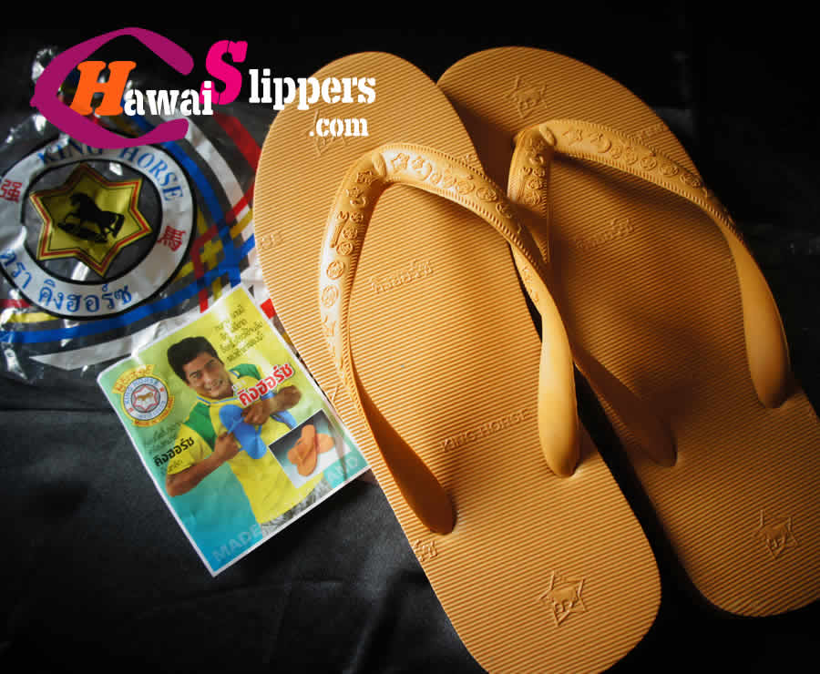 HawaiSlippers's tweet photo. https://t.co/B3hjwG3DLP info@hawaislippers.com 👌Lowest Rate for #LogoSlippers #POTUS #TimKaine #DNCLeaks https://t.co/rD1lwCA8fF