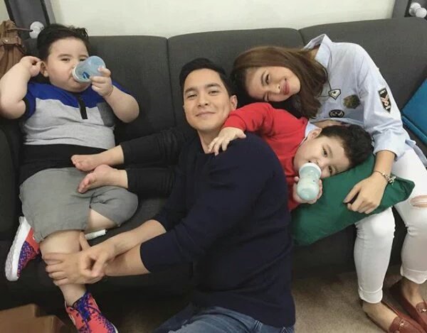 MaiLiePatVal's tweet photo. Happy Pemily!😍💕
@mainedcm @aldenrichards02 
© IamBaebyBaste 
 #ALDUB54thWeeksary https://t.co/K4Lll3kGy7