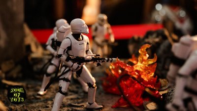 gomzgomien's tweet image. One of many photos of #swdbdg2016 @SWDBDG event at Bandung (23-24 July '16). Click roomoftoys.tumblr.com &amp;amp; enjoy!