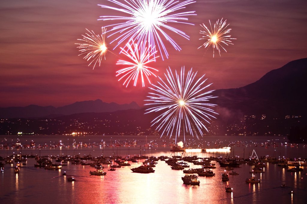 VancouverPD's tweet photo. It's time!!!!!! @CelebOfLight #woohoo #LetsGetThisShowStarted #Australia https://t.co/ryQ1RiOhPI