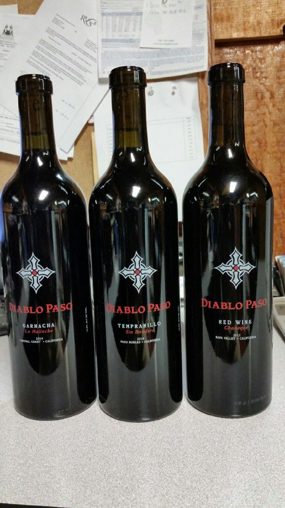 tednross's tweet photo. Reserve Tempranillo just bottled today! Can't wait! @DiabloPaso1 #pasowine #pasorobles #centralcoastwines https://t.co/N5mmj09cTq