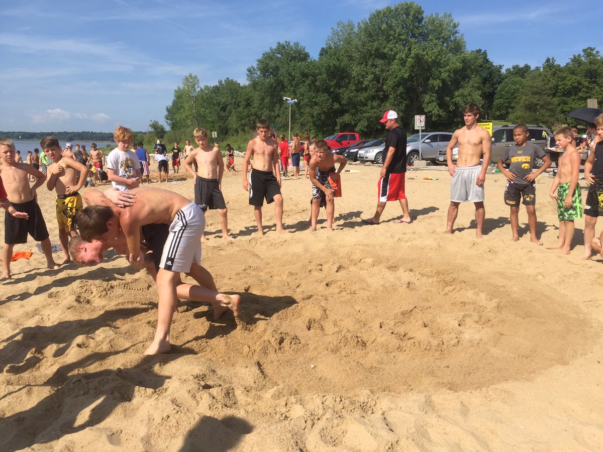 Dustin Coufal tweet media