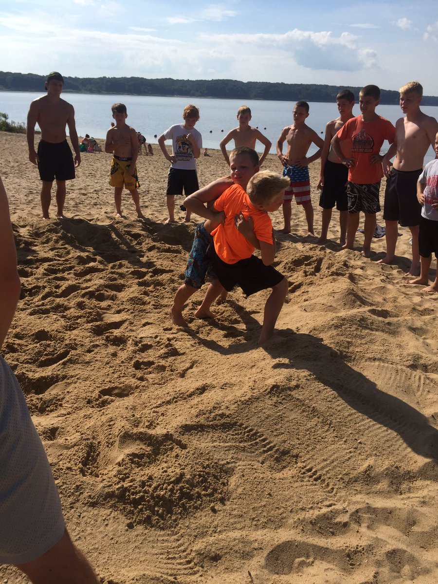 Dustin Coufal tweet media