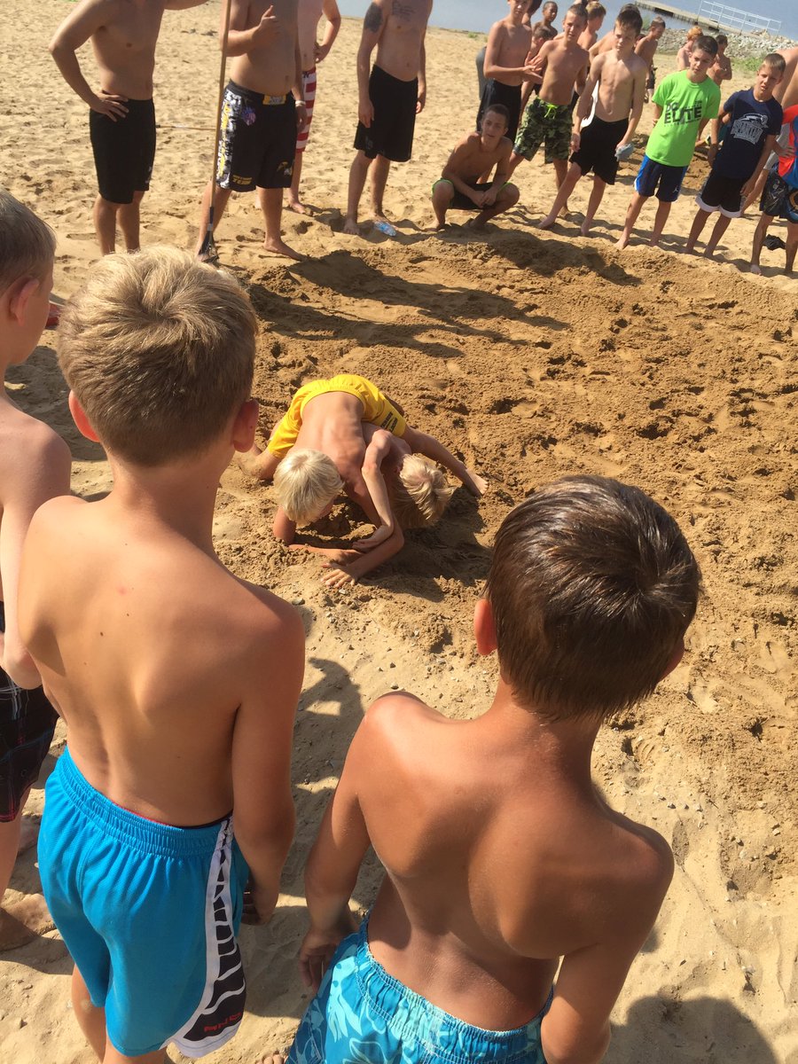 Dustin Coufal tweet media