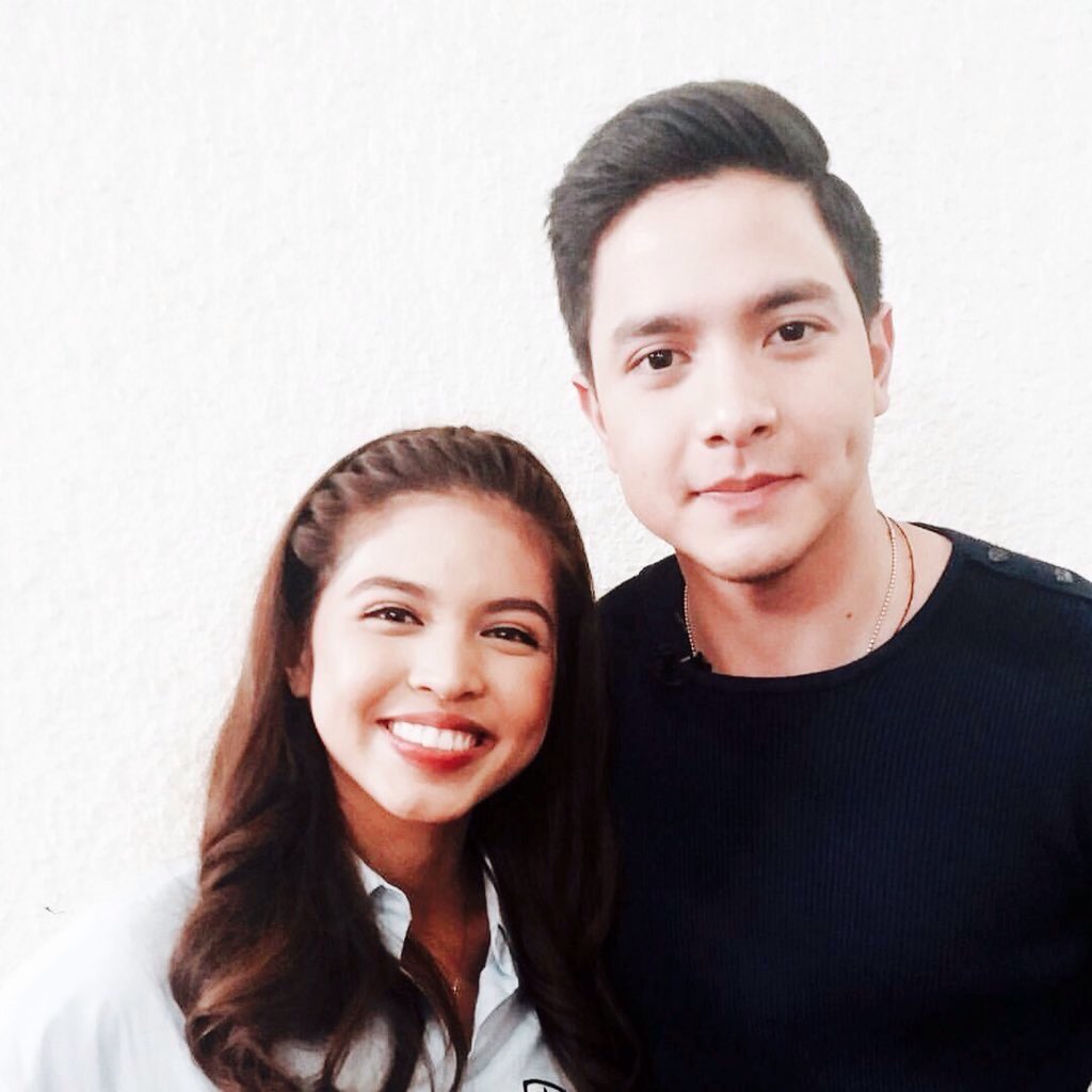 MaiLiePatVal's tweet photo. Looking good ang mga bibis naten 😌💞 

©PEPalerts #ALDUB54thWeeksary https://t.co/JKlkzDv3CF