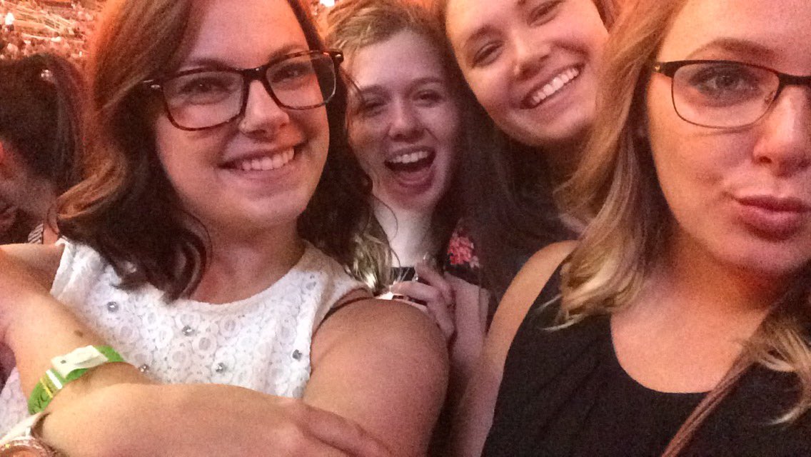 AllisonFactor's tweet image. tn!!!!!!!!!!! #destroyed #livesos