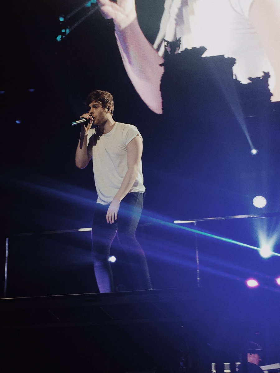 AllisonFactor's tweet image. tn!!!!!!!!!!! #destroyed #livesos