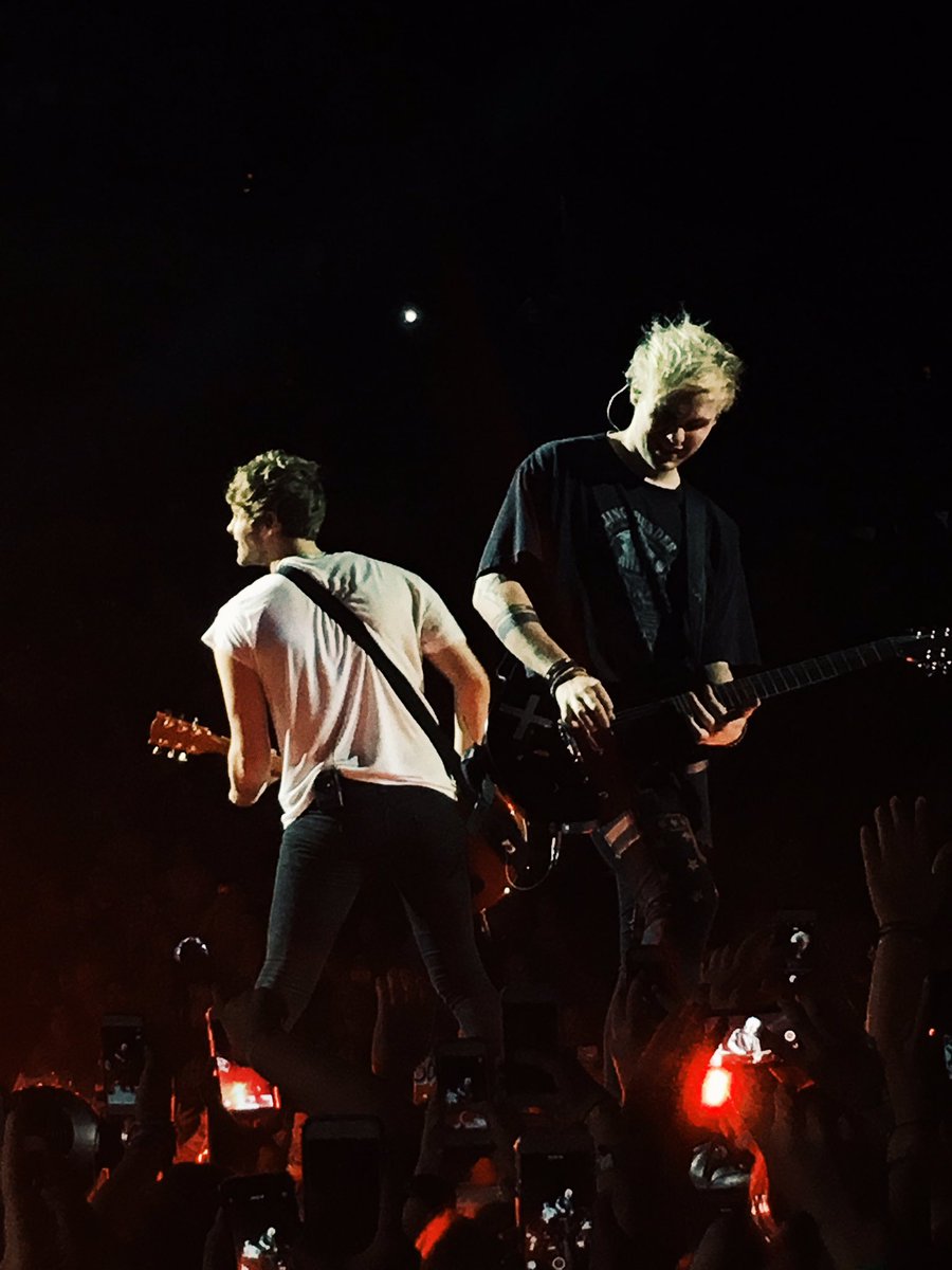 AllisonFactor's tweet image. tn!!!!!!!!!!! #destroyed #livesos