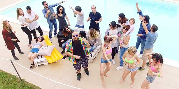 PiacereMagazine's tweet image. #AvantiTuttaOnlus​ a suon di rap con @Kendan_real​. Il ricavato all'onlus di @Peleo1972 piaceremagazine.it/index.php/umbr…