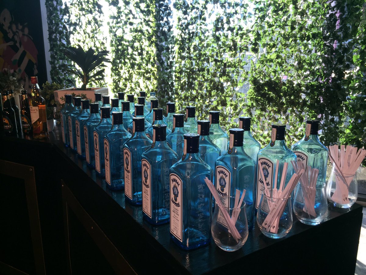 PippaC1's tweet photo. Moving onto @OMD_Aus client Bacardi &amp; Martini &amp; a very enthusiastic OMD team #omdbdo https://t.co/5shdCIRhAD