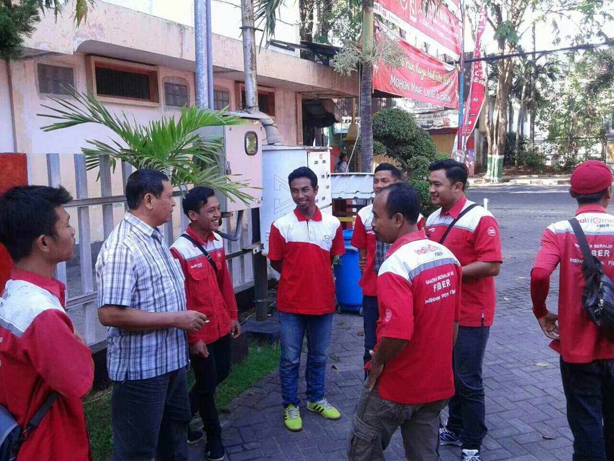 aliagung5's tweet photo. @parwi66 @_funtastic5_ #GEMATREG5 #
#TelkomFuntastic5
#tuban briefing pagi team
TA tbn https://t.co/puRLddjdpD