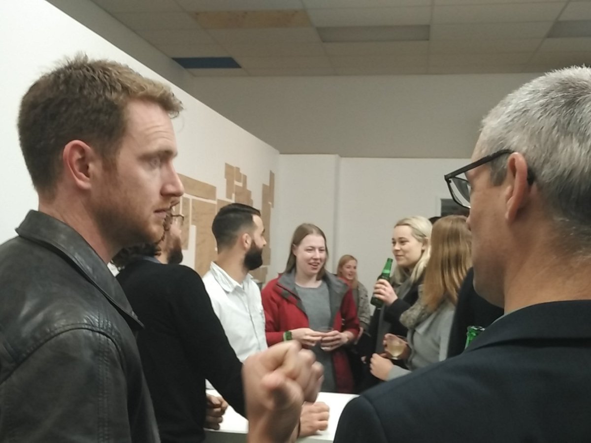 CreativeHQ's tweet image. Glad to be at the #LLMFG reunion! #alumni #1stassembly #lightninglab