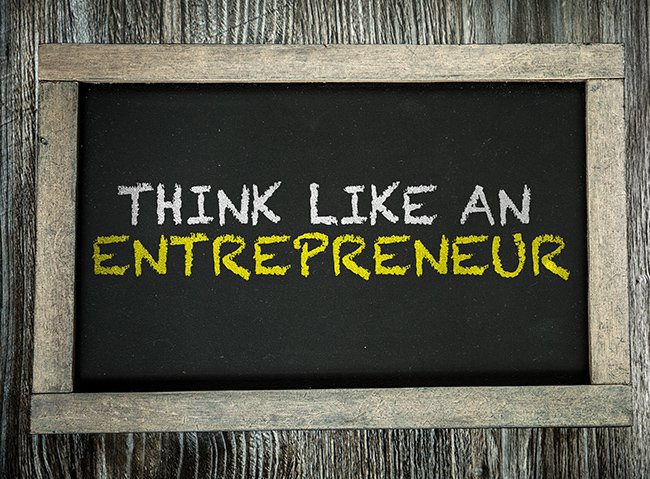 Ellis_Mnyandu's tweet photo. Only @CliffCentralCom - #SmallBusinessBasics #podcast https://t.co/TRC61QosSd. W/ @N_Mzobe @dd_naidoo @Candid_Biz https://t.co/HNy40eeRik