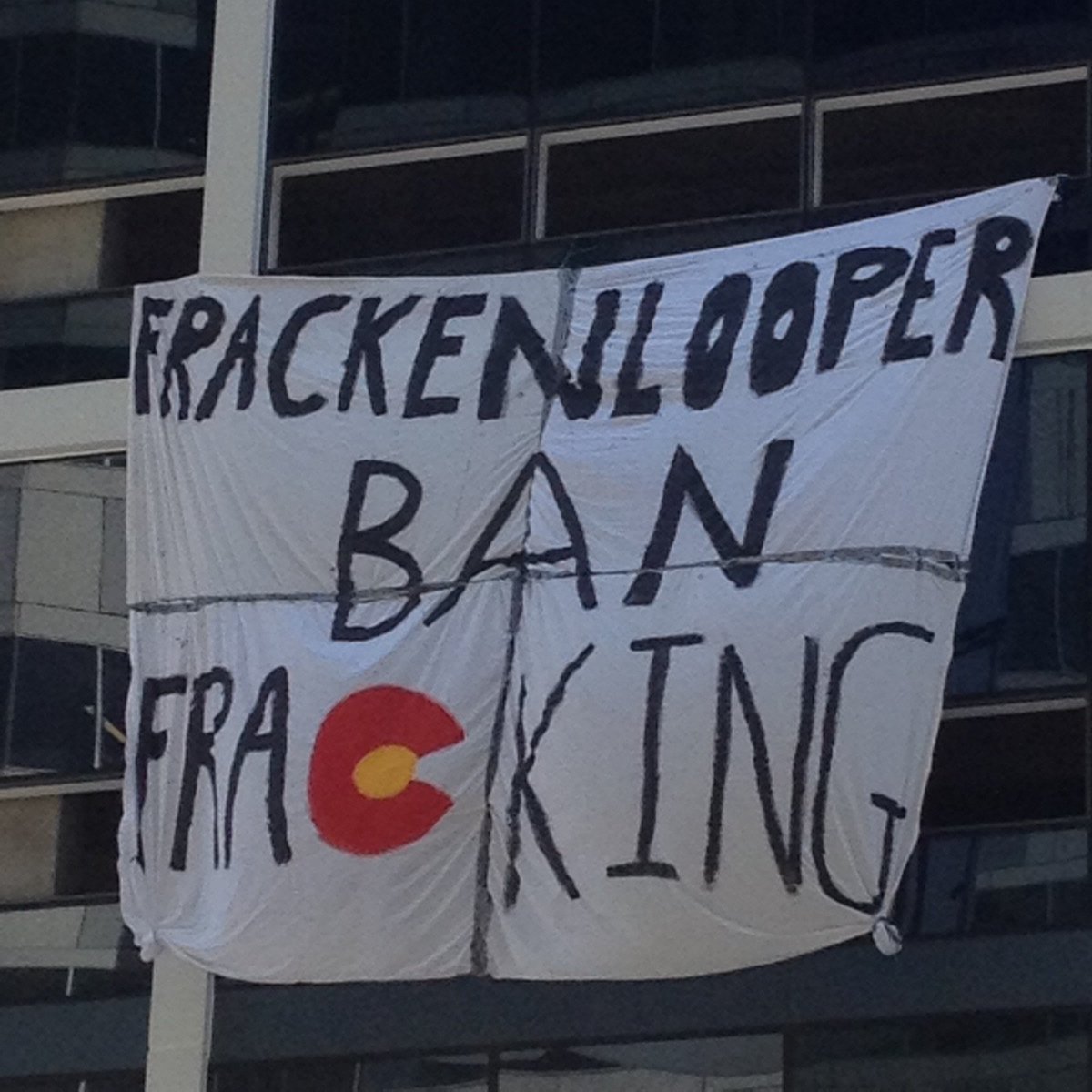 frackfree_eu's tweet photo. #Fracking activists dropped a massive banner at @hickforco's speech at @API_News event. #GetTheFFout #DemsInPhilly https://t.co/mUcZrGlomP
