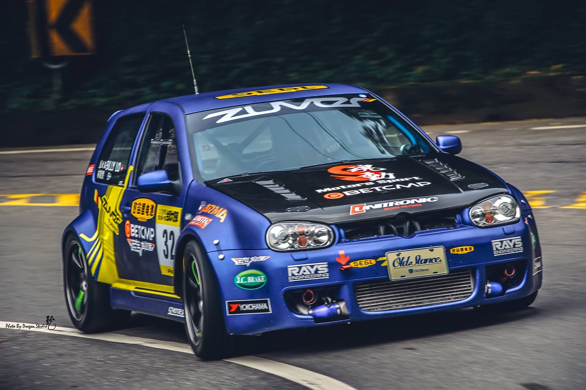 Volkswagen Golf Iv Race