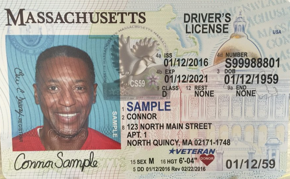 The new Massachusetts license design features a chickadee, naturally: bit.ly/2ayppjo