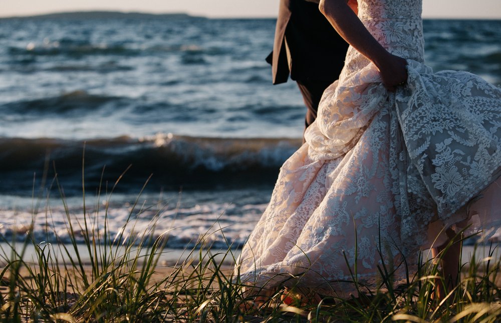 SimplyBlueWed's tweet image. Wedding day reflections from Northern Michigan bride Alyssa - bit.ly/2ajcYpA
Photo: @danstewartphoto