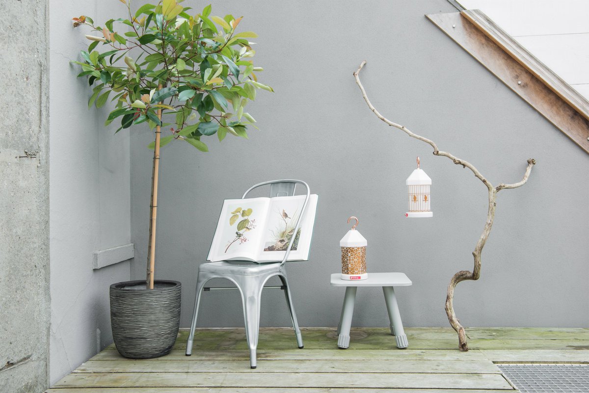 Discover the Lampie-on, our classy new wireless lamp: fatboy.com/lampie-on/?utm…