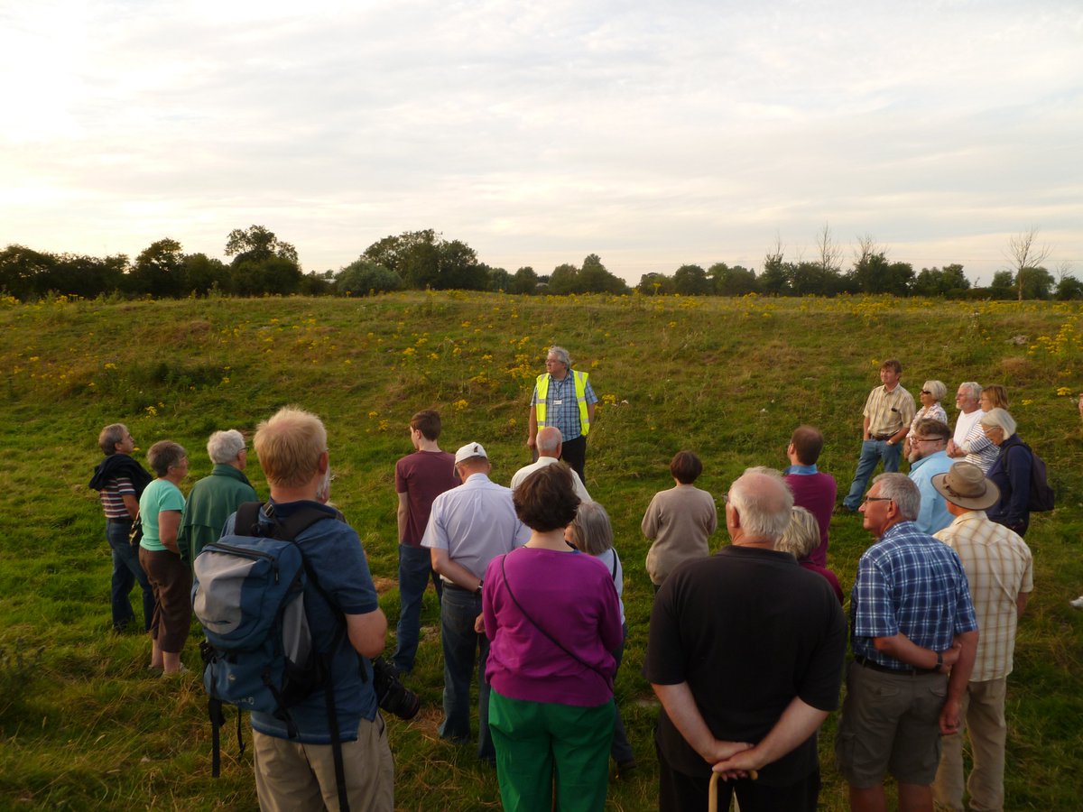 ousewasheslp's tweet photo. Good turnout @CambsCC talk on #Earith #CicilWar #Bulwark #OuseFest2016 More #heritage info https://t.co/ZFHn37kPyh https://t.co/ySq2E717vd