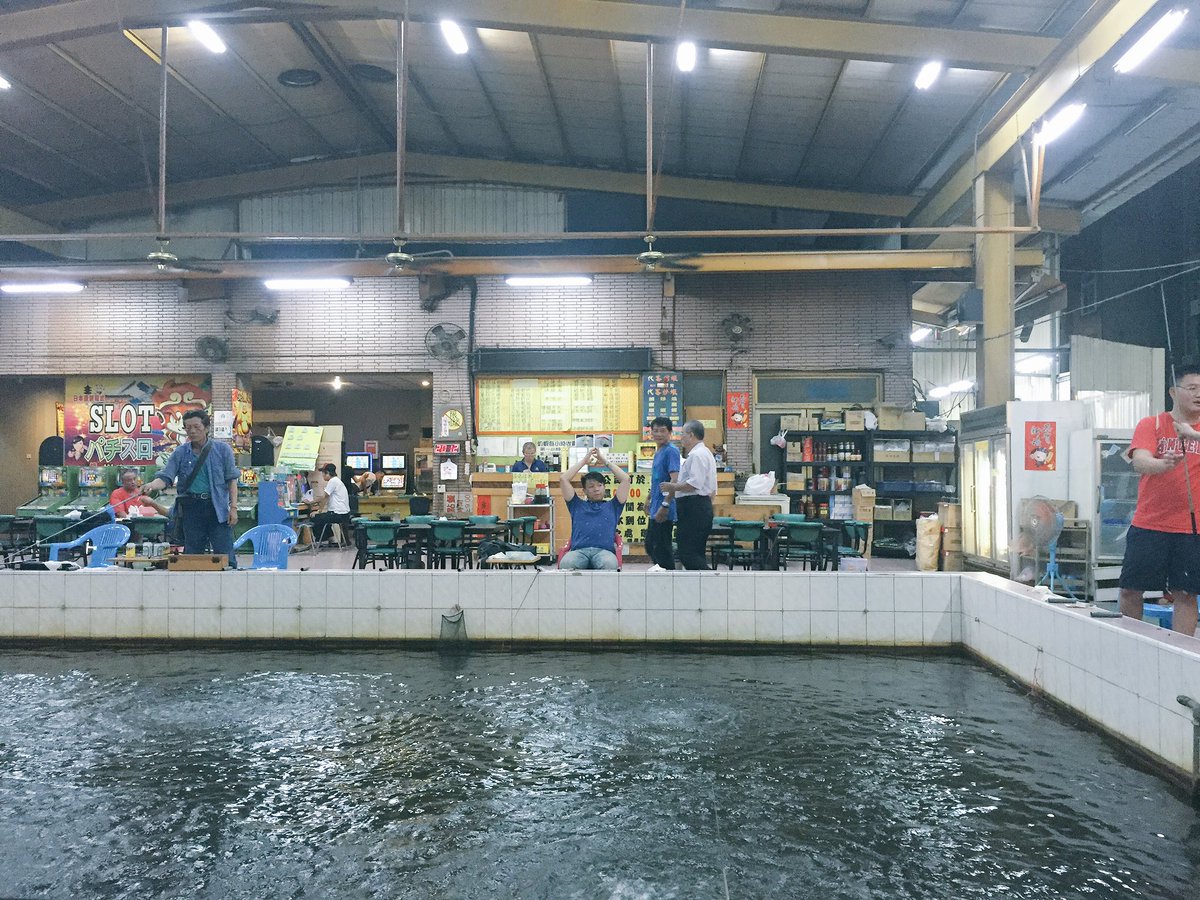 niuku's tweet photo. Shrimp Fishing https://t.co/LXgvgwvRTD
