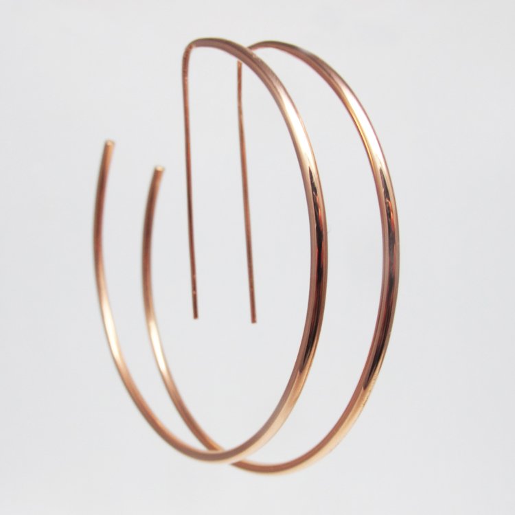 DesignersMakers's tweet photo. BIG HELLO to new D/M Member @LA_VERNEUK 
Check out the full profile here: https://t.co/adOBZel4JT #design #jewellery https://t.co/jjuyh1wtRi