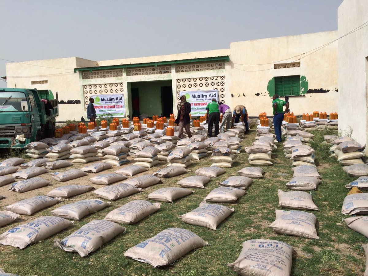 muslim_AidSomal's tweet photo. Muslim Aid continues food assistance to poor families in Marodijeex and Awdal regions in Somaliland https://t.co/pT2ubzORXi