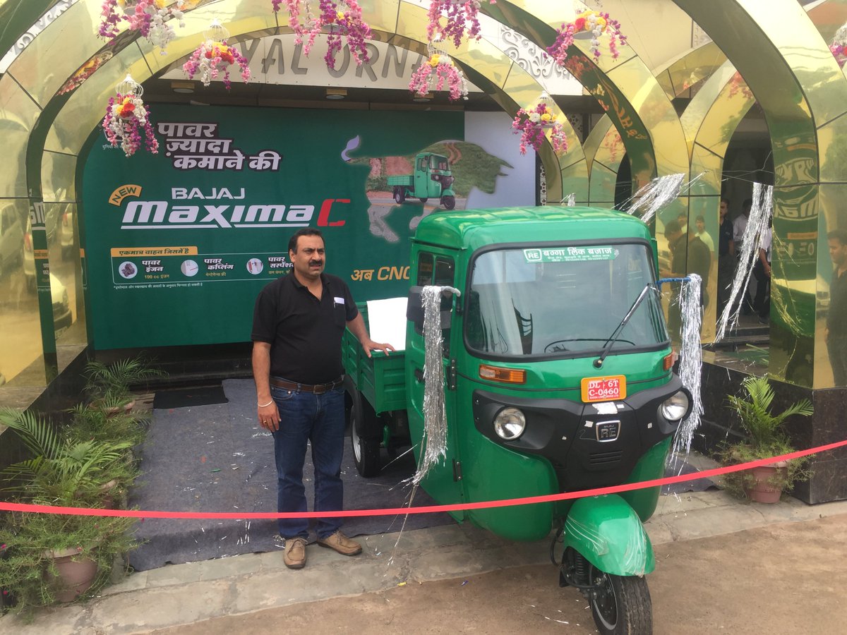 ATULBANDHU's tweet photo. @Bajajauto launches the CNG cargo range #RE #MaximaC in Delhi for Rs. 1,89,075 -coverage for @news24tvchannel https://t.co/59l8wWsSBj