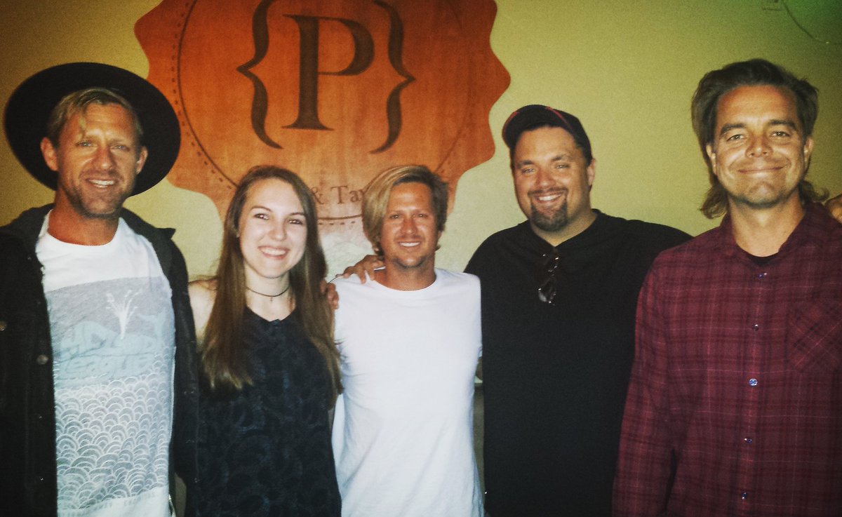 djryguy's tweet photo. @jonforeman @TimForeman @DrewShirley Thanks for dinner &amp; hangtime!!  Appreciate you guys! https://t.co/uS638WdQZL