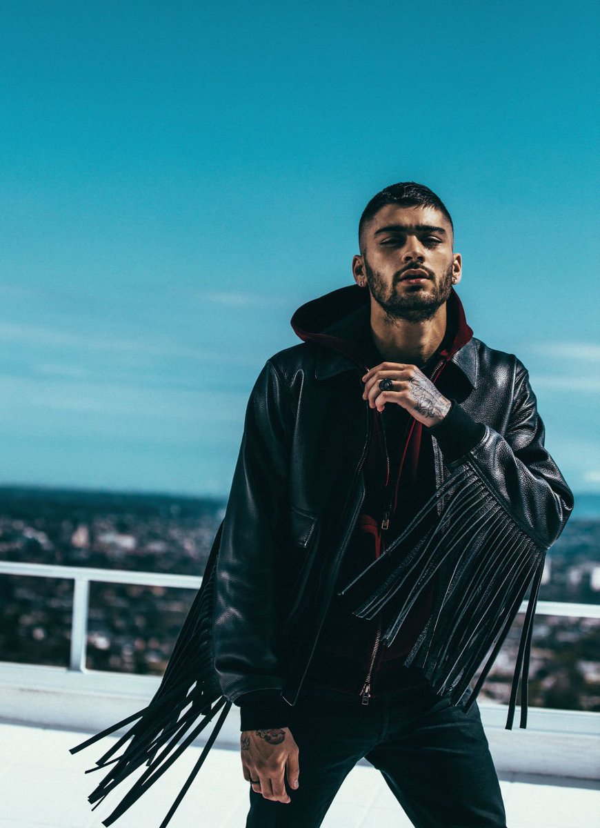 IT'S HERE — prepare to swoon! @ZaynMalik's ELLE cover has landed buff.ly/2awvsmQ