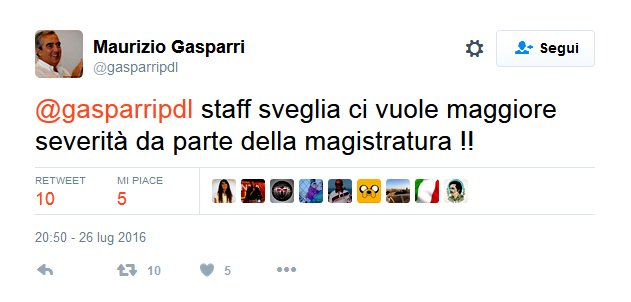 PamelaFerrara's tweet photo. Dopo aver bloccato quasi tutti gli utenti Twitter, a #Gasparri non resta che litigare con se stesso https://t.co/Q4hXtFTKht