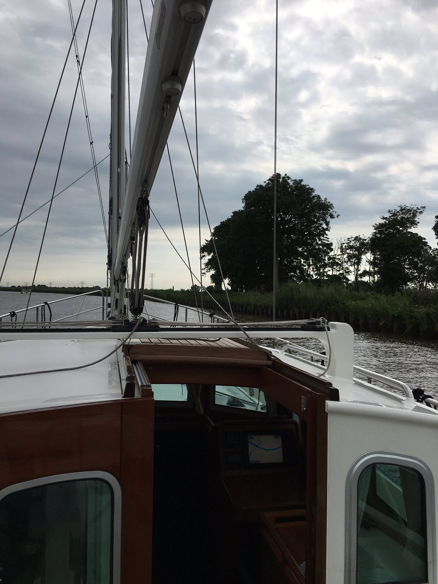 fritswester's tweet image. Onderweg naar Grou waar zaterdag #skutsjesilen2016 begint 😎