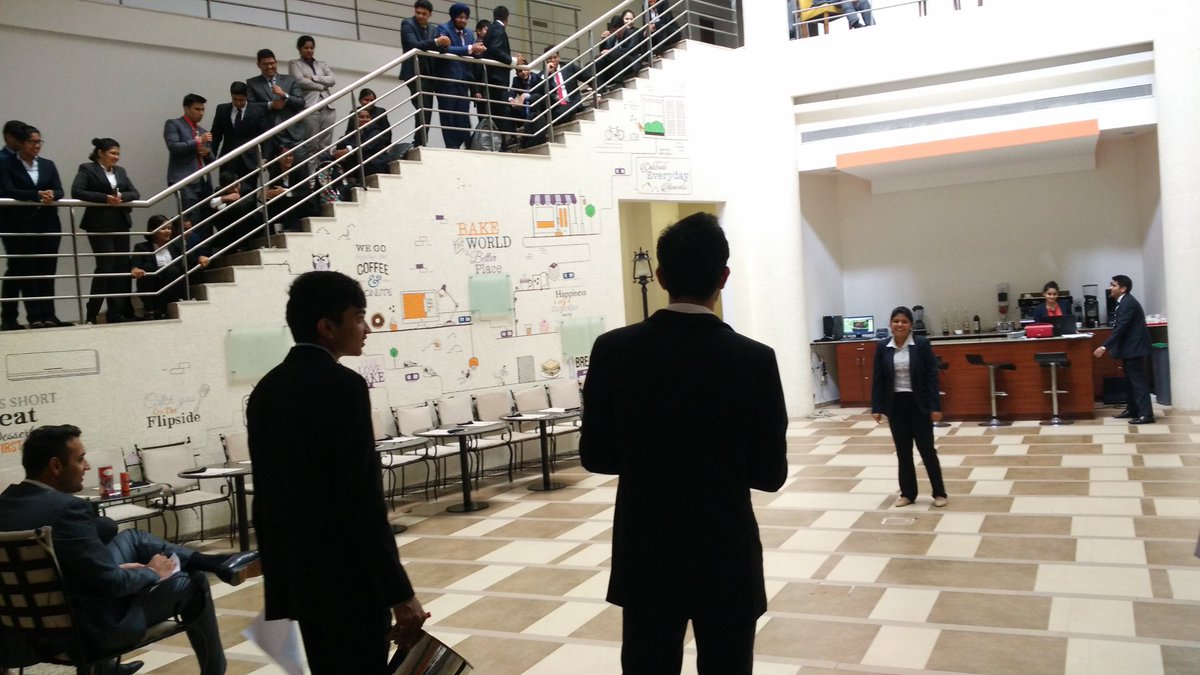 KunalMhetre's tweet photo. Bonding session at @lehlavasa  with new students @VasudevaKunal #futureleaders #hospitality #ecole https://t.co/0VDcvjbem6