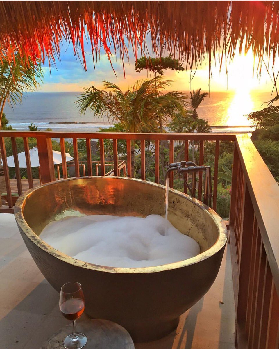 Tripstir app tweet media