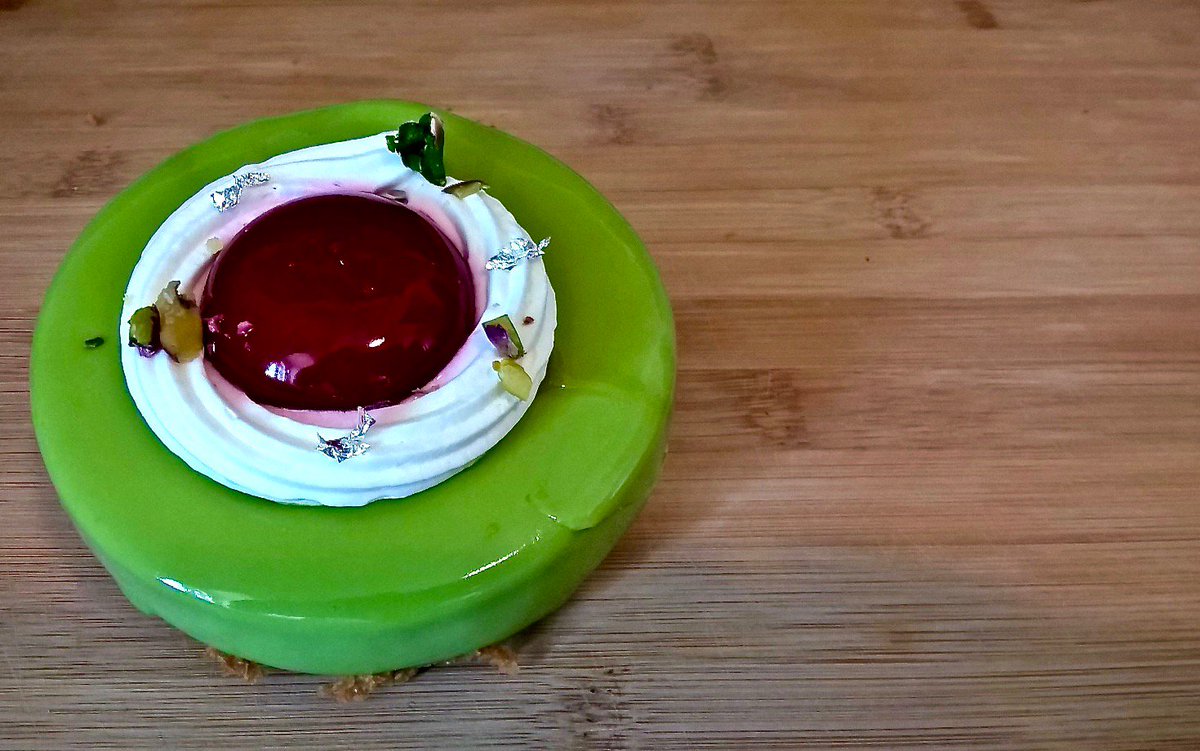 Cherry and pistachio pie. At Acide, #Paris <a href="/JONATHANBLOT/">JONATHAN BLOT</a> #frenchpastry <a href="/LesBatignolles/">Les Batignolles</a> <a href="/mesbatignolles/">Mes Batignolles</a>